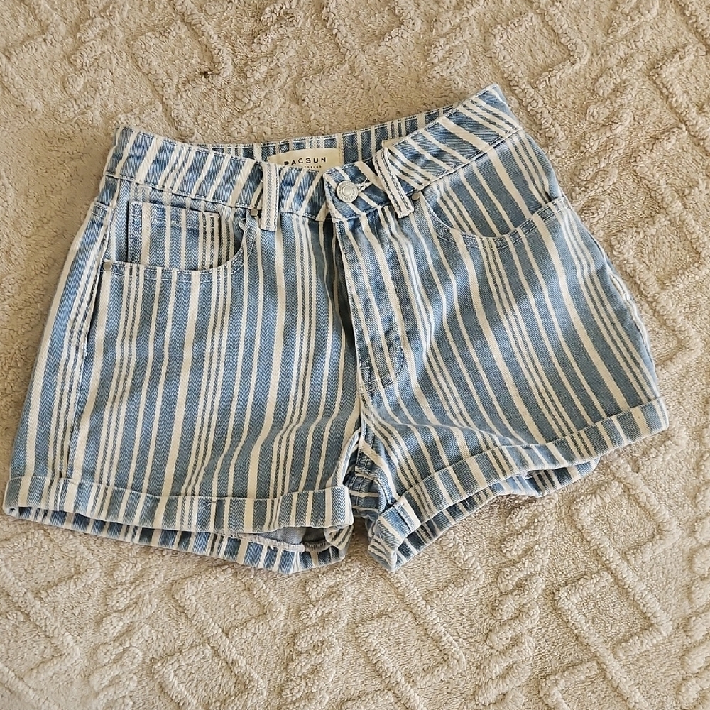 PacSun Women's‎ Blue and White Striped Jean Mom  Shorts Size 24